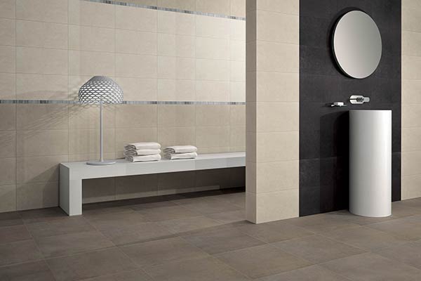 Gres grigio scuro bagno